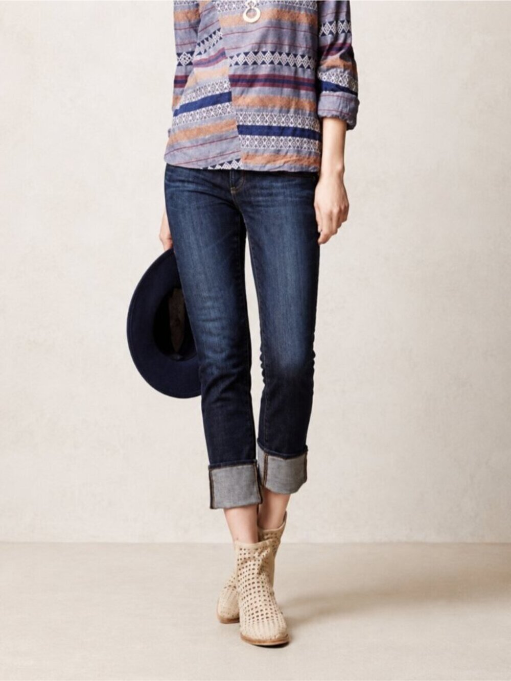AG The Stevie Cuff Jeans - Picture 2 of 11